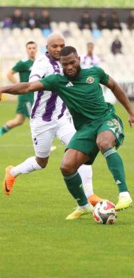 Liderlik m&uuml;cadelesi veren Esenler Erokspor'a Başkent'te &ccedil;elme!