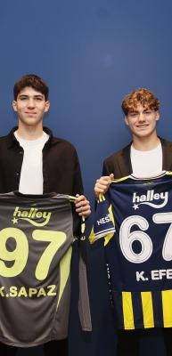 Fenerbah&ccedil;e iki oyuncuyla profesyonel s&ouml;zleşme imzaladı