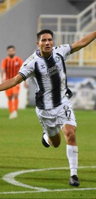 Bahis skandalı 20'lik forvetin 'şansı' oldu: Takımın gol y&uuml;k&uuml;n&uuml; &ccedil;ekiyor