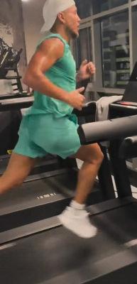 Bu sezon ma&ccedil;a &ccedil;ıkmayan yıldızdan olay paylaşım: 'Geliyorum Fenerbah&ccedil;e'