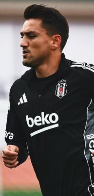 Cengiz &Uuml;nder: 'Messi'yi &ouml;rnek almamak lazım'