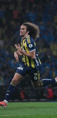 Gecenin kahramanı Guendouzi'den &ccedil;ok konuşulacak s&ouml;zler