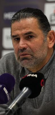 İbrahim &Uuml;z&uuml;lmez: 'Yabancı oyuncuyu limon gibi sıkmak lazım'