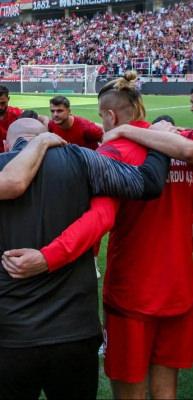 Ma&ccedil;a &ccedil;ıkmasalar k&uuml;me d&uuml;şeceklerdi: 8 gol yemelerine rağmen lige tutundular