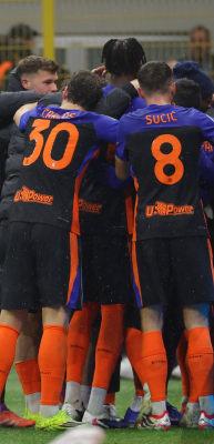 6-2'lik &ccedil;ılgın zafer! 8 dakikada 2-0'dan d&ouml;nd&uuml;ler