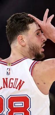 Alperen'in double double performansı Houston'a yetmedi