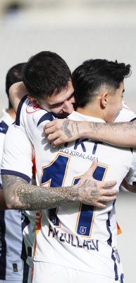 Kupada S&uuml;per Lig d&uuml;ellosu! Rakibi 4-1 yendiler