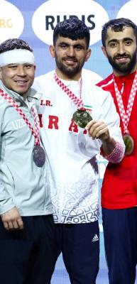 Avrupa'da Konya gururu! Tarak&ccedil;ı'dan altın, Recep'den bronz madalya