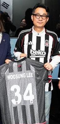 Woo Sung Lee'den Beşiktaş'a ziyaret!