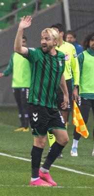 12 ma&ccedil;ta 4 kez kırmızı kart g&ouml;ren Caner Erkin kariyer rekorunu tazeledi