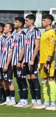 3. Lig ekibi deplasmana gidebilmek i&ccedil;in rakibinden para yardımı aldı