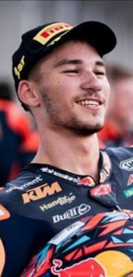 Milli motosiklet&ccedil;i Deniz &Ouml;nc&uuml;, Moto2'de ilk yarışına &ccedil;ıktı