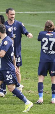 Yarım saatte 4-0 yaptılar! 1. Lig ekibi sahasında 5-0 kazandı