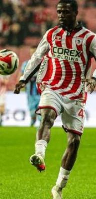 S&uuml;per Lig ekibinde b&uuml;y&uuml;k şok! Yeni transfer 8 hafta yok