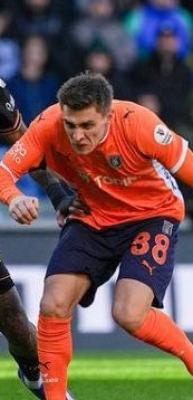 Galatasaray kiralık g&ouml;ndermişti! 90+4'te g&ouml;rd&uuml;ğ&uuml; kartla Rams Park'ta yok!