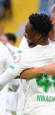 Perde ilk dakika a&ccedil;ıldı, son dakika kapandı! D&uuml;şme hattındaki takım 4 golle nefes aldı