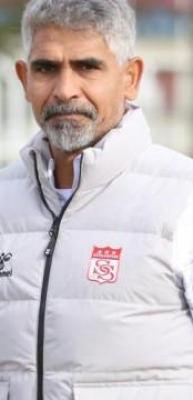 'Hi&ccedil; tahamm&uuml;lleri yok' diyen tecr&uuml;beli hocadan taraftara &ccedil;ağrı!