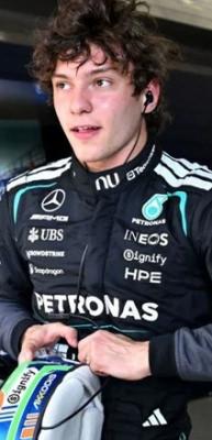 Japonya'da pole pozisyonu Kimi Antonelli'nin