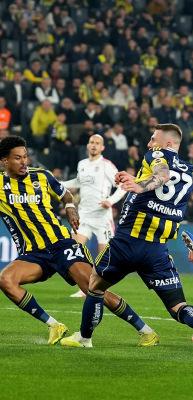 Fenerbah&ccedil;e 7 ma&ccedil; sonra bir ilki başardı