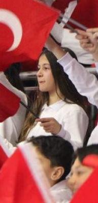 Kul&uuml;pler, 23 Nisan Ulusal Egemenlik ve &Ccedil;ocuk Bayramı'nı kutladı