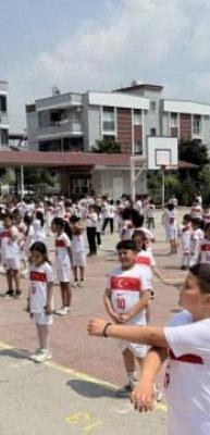 Arda G&uuml;ler'den minik &ccedil;ocukların &ccedil;ağrısına duygusal cevap!