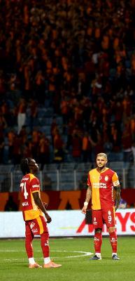 Galatasaray'da iki sakatlık birden!