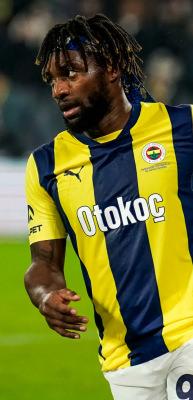 F.Bah&ccedil;e'den sonra tutunamadı! Saint-Maximin'in yeni takımı şaşırttı