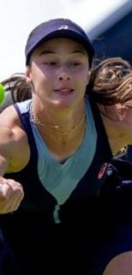 Zeynep S&ouml;nmez Wimbledon'da ABD'li rakibini devirerek 2. tura y&uuml;kseldi