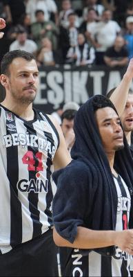 Beşiktaş'ın ma&ccedil;larını oynayacağı salon a&ccedil;ıklandı