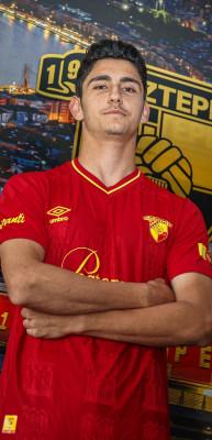 Fenerbah&ccedil;e'den G&ouml;ztepe'ye! Transfer a&ccedil;ıklandı, formayı giydi