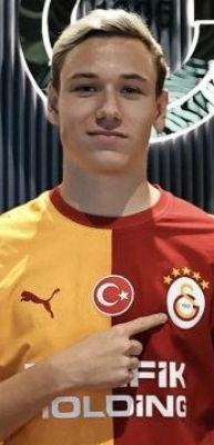 Galatasaray'ın yeni transferi Aleksey Batrakov'a duygusal veda!