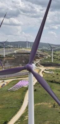 T&uuml;rkiye'nin elektrik kurulu g&uuml;c&uuml;ndeki artışın y&uuml;zde 88'i yenilenebilir kaynaklardan geldi