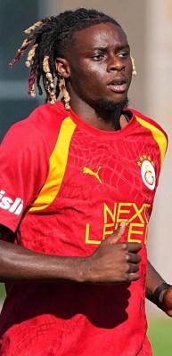 Galatasaray'da Lesley Ugochukwu'ya Fransa'dan davet!