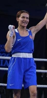 Milli sporcumuz finalde! Altın madalya i&ccedil;in ringe &ccedil;ıkacak