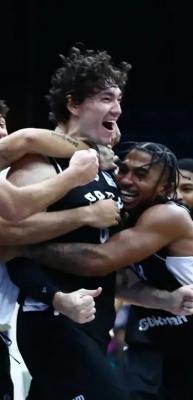 S&uuml;per Kupa'da finaldeler! Cedi Osman eski takımını yıktı