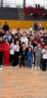Esenler Altınayak Spor Kul&uuml;b&uuml;'nden b&uuml;y&uuml;k başarı! 