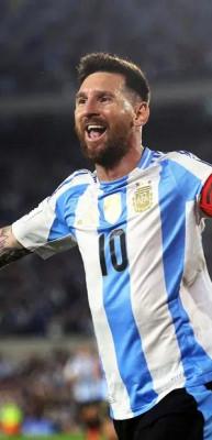 Lionel Messi, 105 yıllık tarihi takımı satın aldı