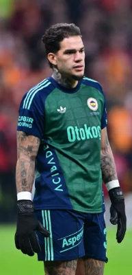 Ederson ma&ccedil; sonu &ouml;z&uuml;r diledi