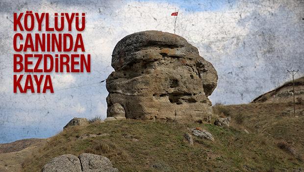 Sivas'ta köylüyü canında bezdiren kaya 