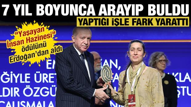 Yaptığı işle Cumhurbaşkanı Erdoğan'dan "Yaşayan İnsan Hazinesi" &ouml;d&uuml;l&uuml;n&uuml; aldı 