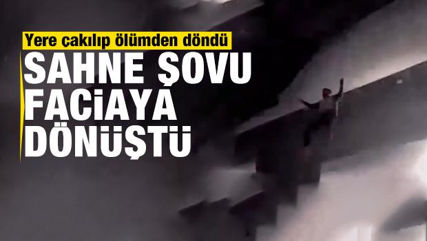 D&uuml;nyaca &uuml;nl&uuml; şarkıcı sahne şovunda &ouml;l&uuml;mle burun buruna geldi.. 